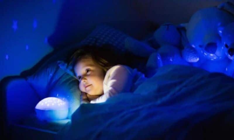 Best night light with a timer to help toddler sleep