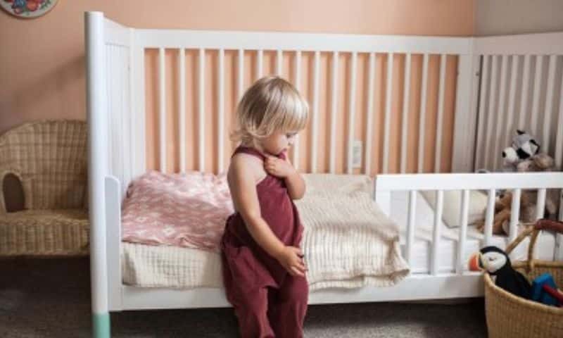 When To Switch to Toddler Bed at Night
